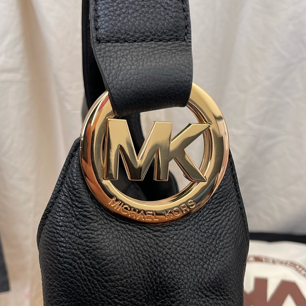Michael Kors bag 💜